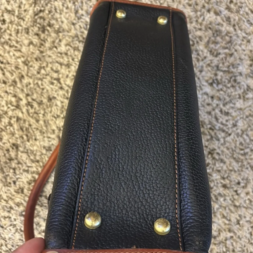 Vintage 80s Liz Claiborne 100% Black‎ & Tan Leather Satchel/Shoulder Bag/Purse
